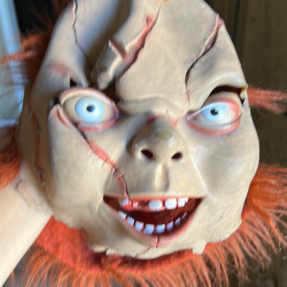 A Chucky mask from the 1990’s For trick and treating good condition.